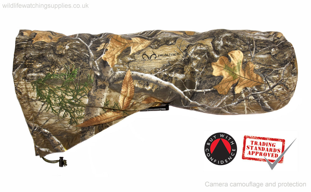 DOUBLE LAYER Reversible camera and lens cover, Canon waterproof camera and lens covers, camera rain sleeve, camouflage lens sleeve, camera and lens rain covers, with proofed polycotton on one side and waterproof olive pu nylon on the other. Available in a range of camouflage patterns or plain olive green. Keeps you going while other photographers have packed their kit away.