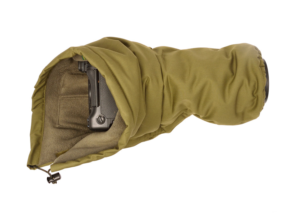 Waterproof and insulated camera and lens covers, camera protection and camera camouflage, camera rain covers, dust and snow covers. Our 'Four Season' camera covers reduce battery drain & shutter sound. We first designed our heated camera covers for use by the British forces. The cover has four layers of technical fabrics including a fleece lining with a heat pack pocket, ideal for nature photography, wildlife photography and outdoor photography protecting your outdoor photography gear and long lenses.